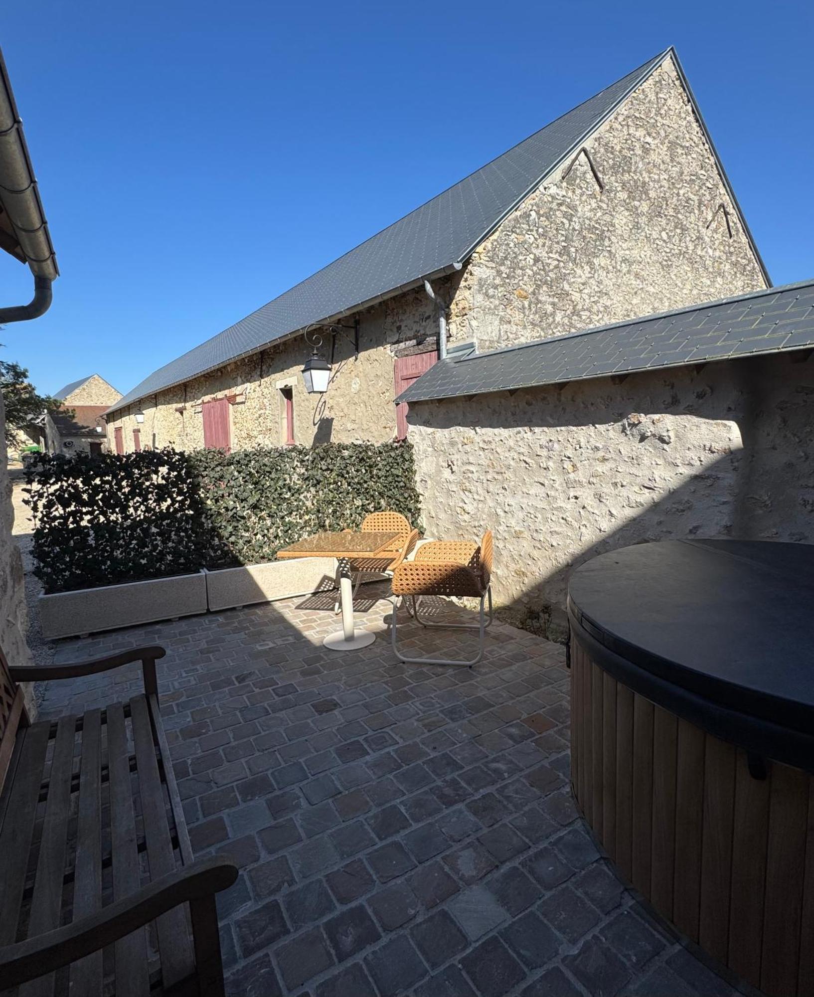 Le Cottage Maisonnette Dans Corps De Ferme Ollainville ภายนอก รูปภาพ
